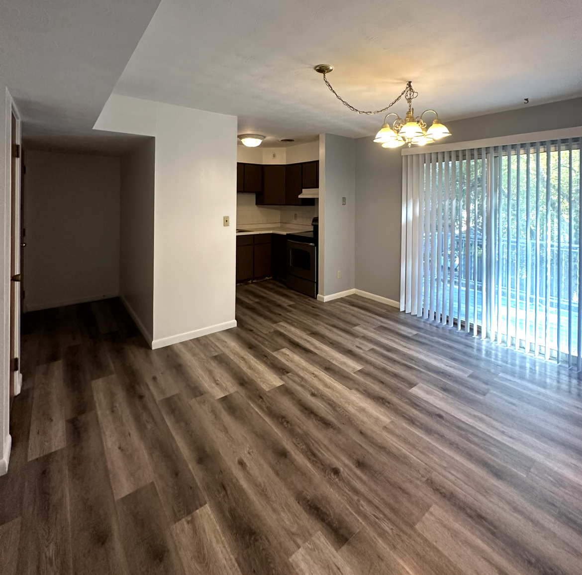 525 West Cook Street - 4